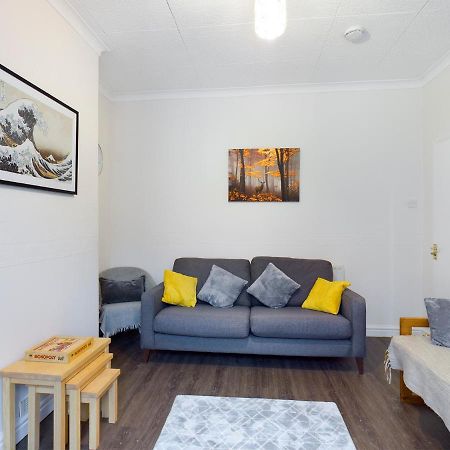Cheerful 3 Bedroom Home With Free Parking And Wifi Chester Extérieur photo