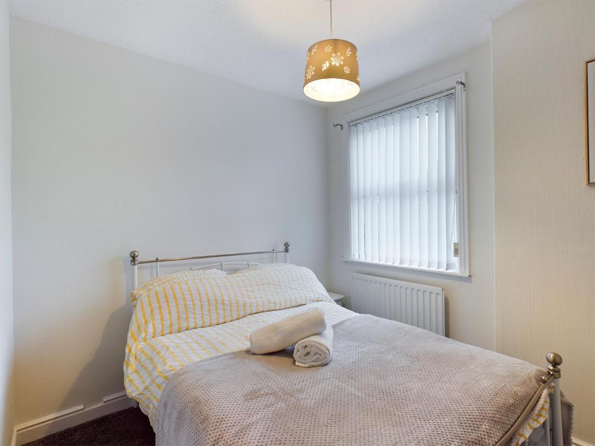 Cheerful 3 Bedroom Home With Free Parking And Wifi Chester Extérieur photo